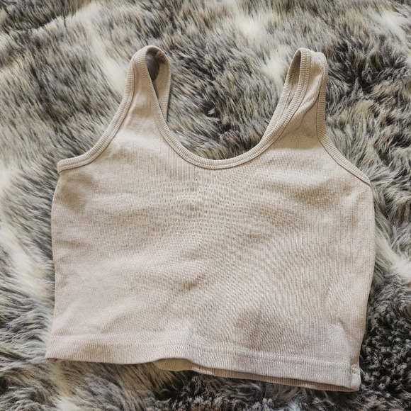 Wlkn beige crop top - Picture 2 of 3